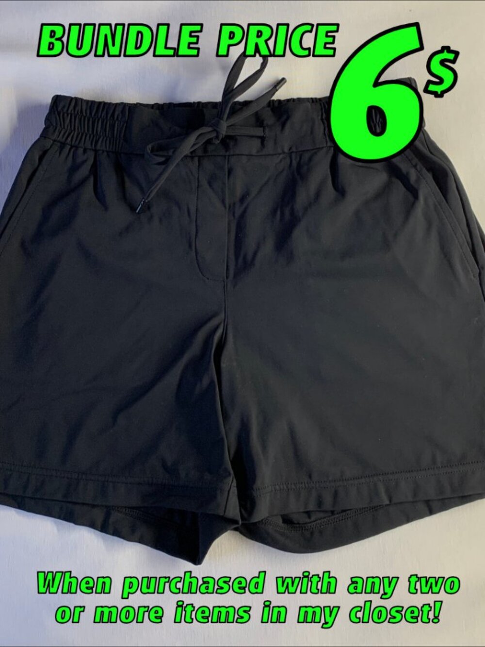 RW&Co Black Women's Short Size SMALL